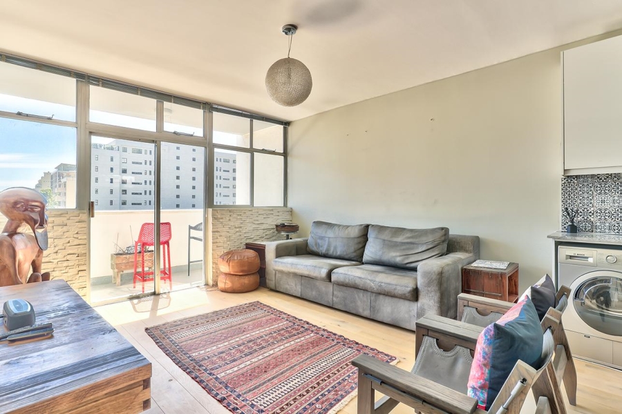 To Let 3 Bedroom Property for Rent in Sea Point Western Cape